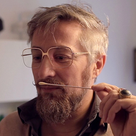 عکس پرفیومر Alessandro Gualtieri